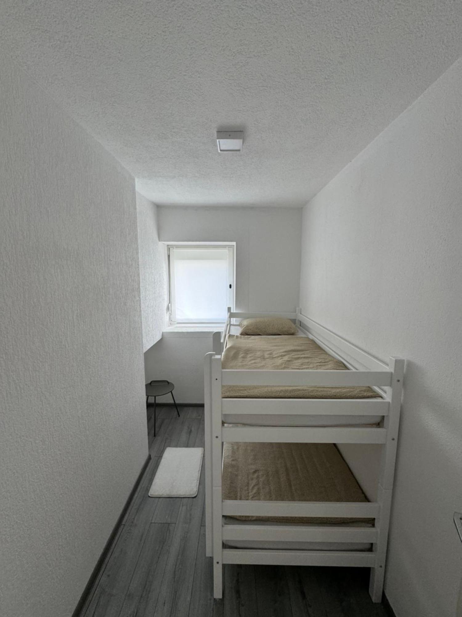 דירות יאיצי Apartman Mia מראה חיצוני תמונה