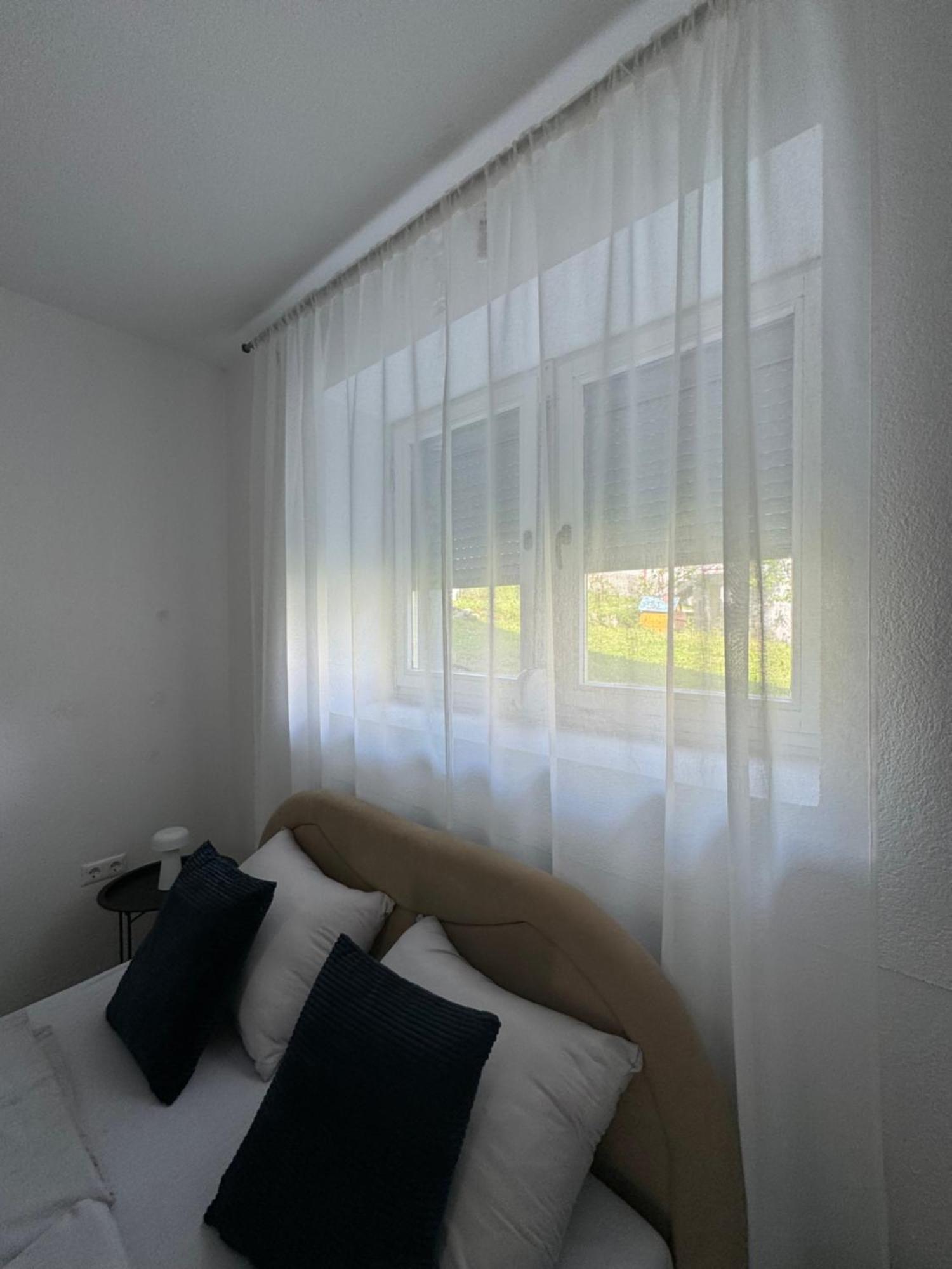 דירות יאיצי Apartman Mia מראה חיצוני תמונה